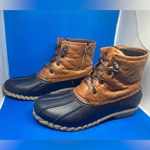 Women’s Nautica Dorsay Navy & Tan Duck Boots Size 11